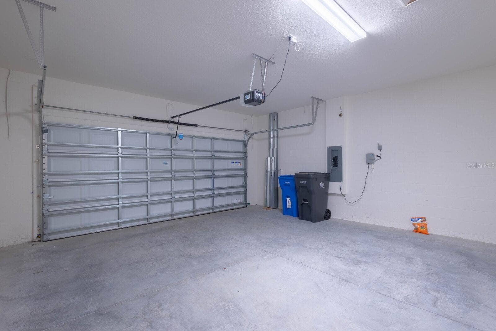 345 MANGROVE MANOR DRIVE, Apollo Beach, FL 33572 345 MANGROVE MANOR DRIVE, Apollo Beach, FL 33572
