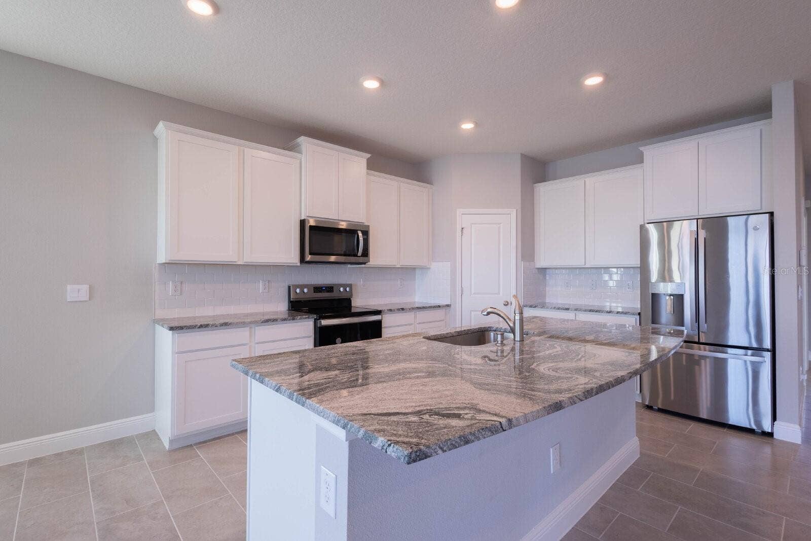 345 MANGROVE MANOR DRIVE, Apollo Beach, FL 33572 345 MANGROVE MANOR DRIVE, Apollo Beach, FL 33572