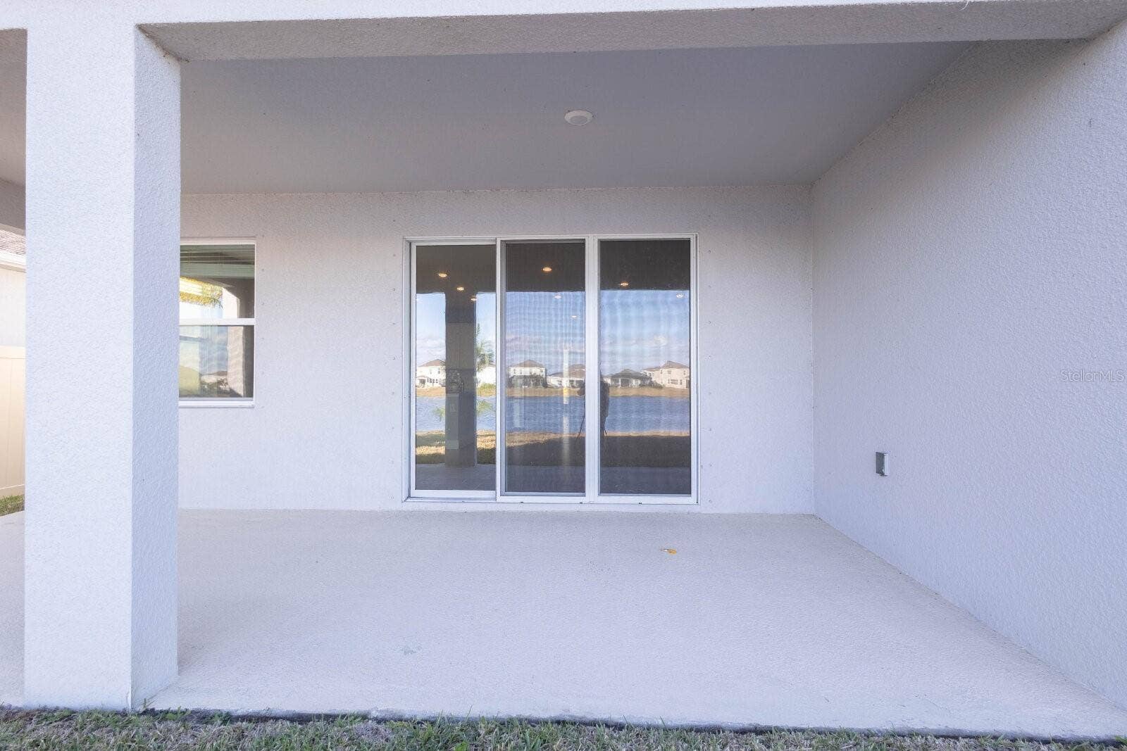 345 MANGROVE MANOR DRIVE, Apollo Beach, FL 33572 345 MANGROVE MANOR DRIVE, Apollo Beach, FL 33572