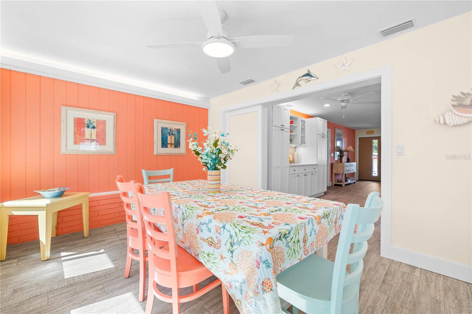 929 SANTA MONICA DRIVE, Dunedin, FL 34698 929 SANTA MONICA DRIVE, Dunedin, FL 34698