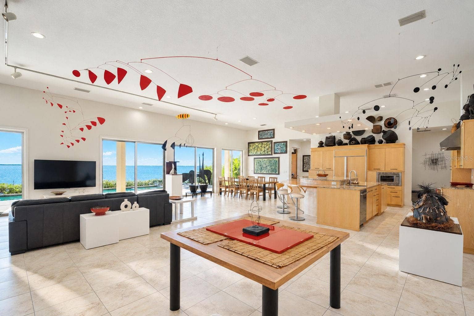 5370 62ND AVENUE S, St Petersburg, FL 33715 great room