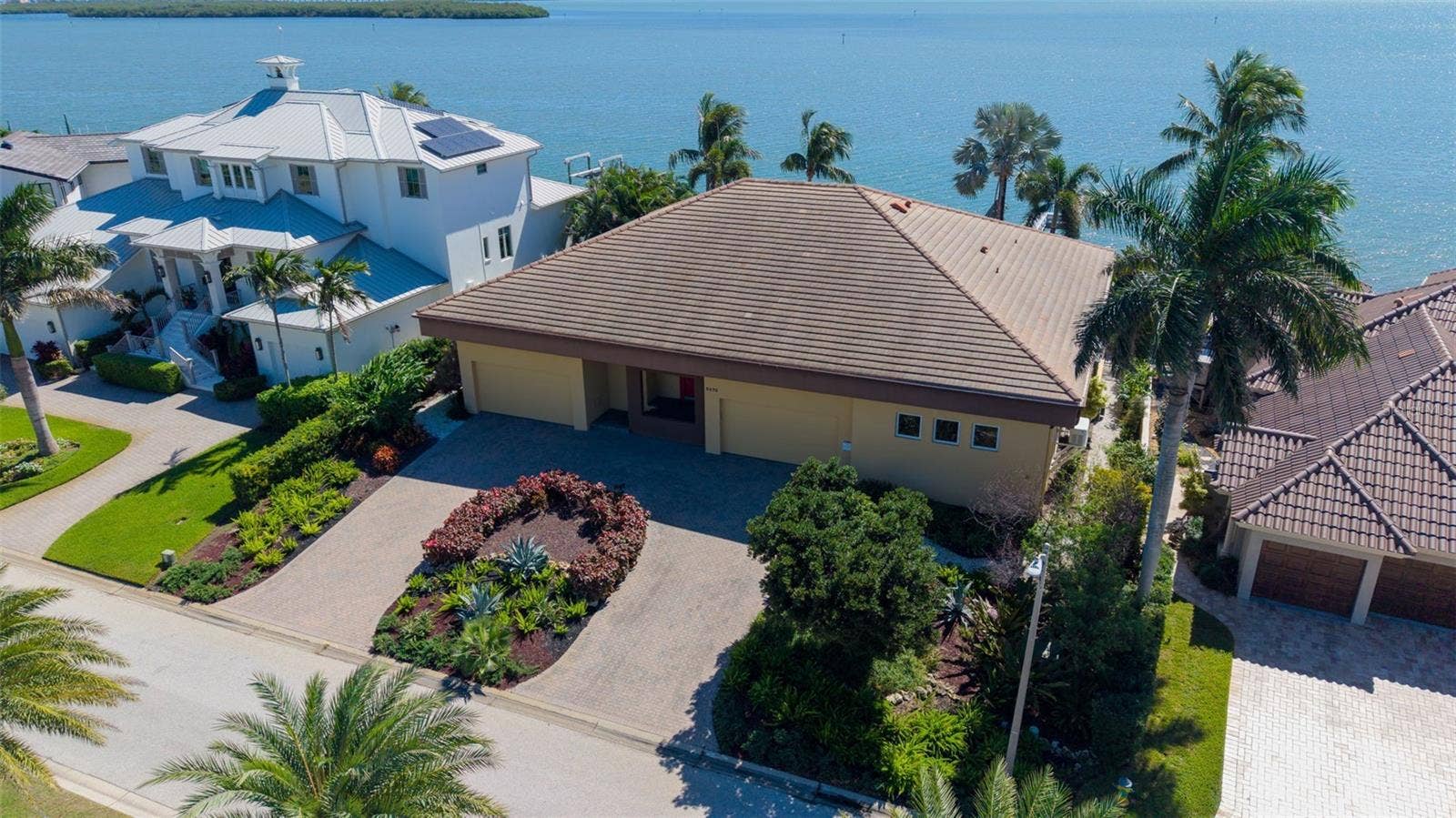 5370 62ND AVENUE S, St Petersburg, FL 33715 aerial view