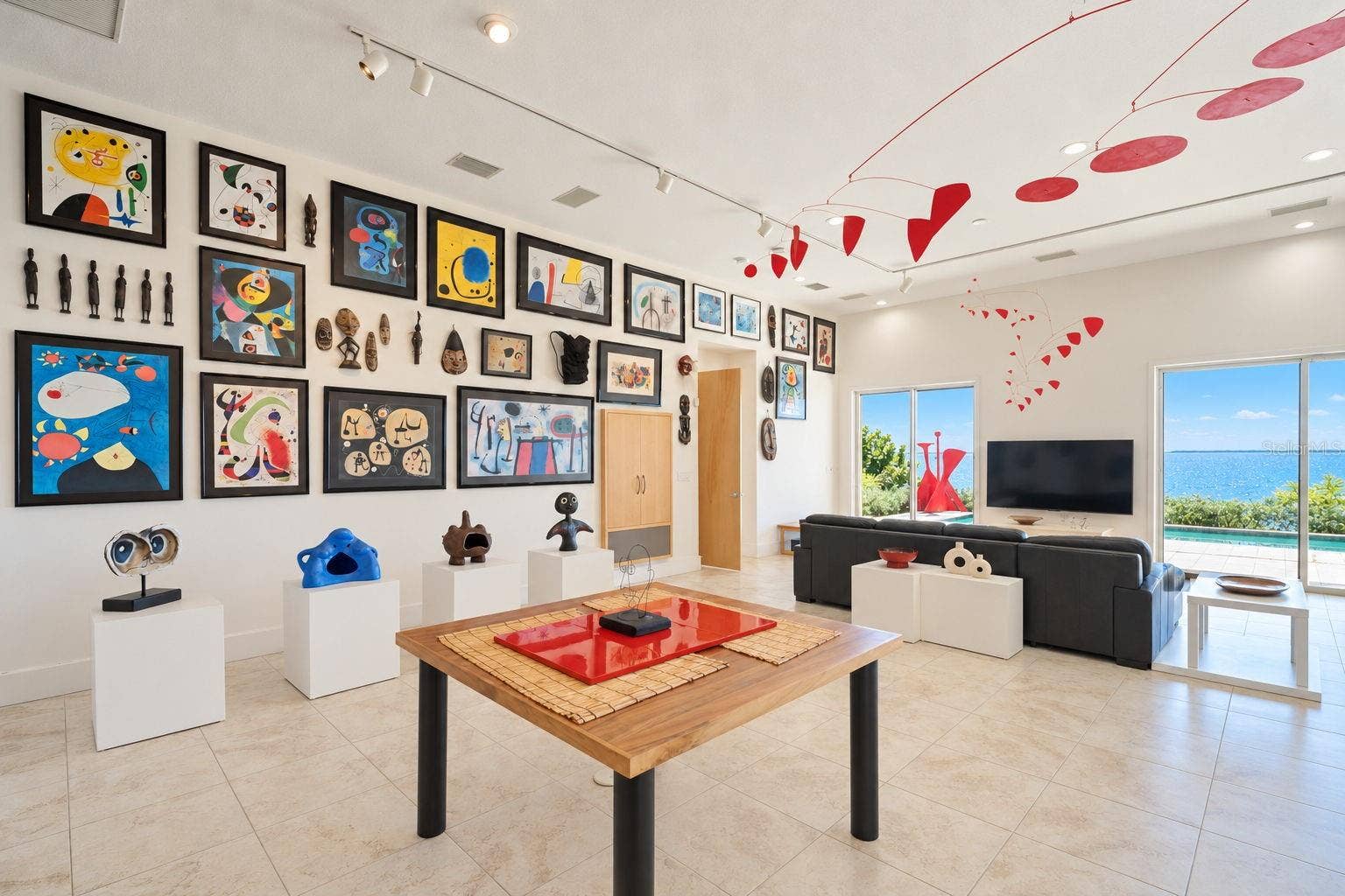5370 62ND AVENUE S, St Petersburg, FL 33715 Great room