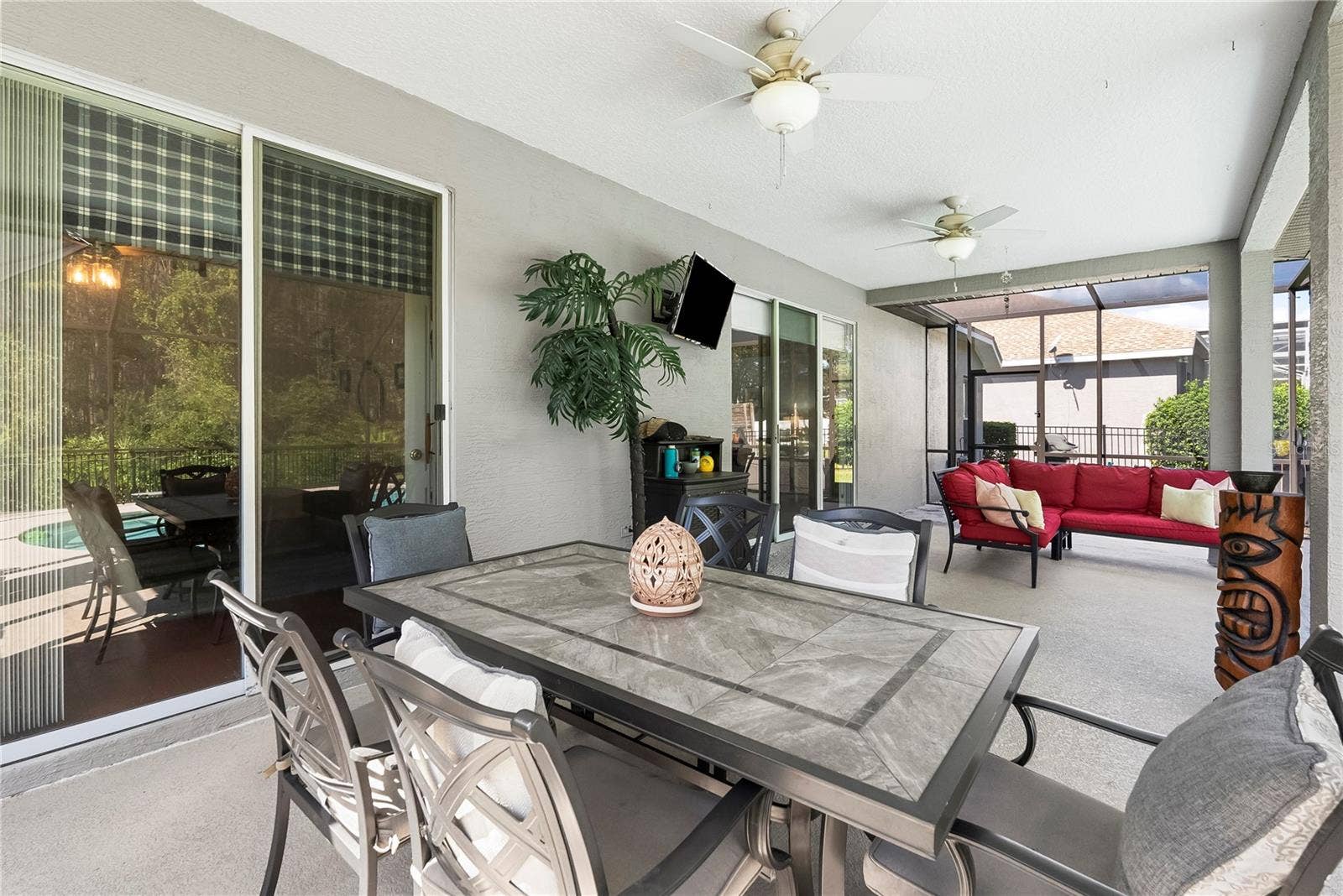 8121 BRINEGAR CIRCLE, Tampa, FL 33647 Covered seating for outdoor gatherings