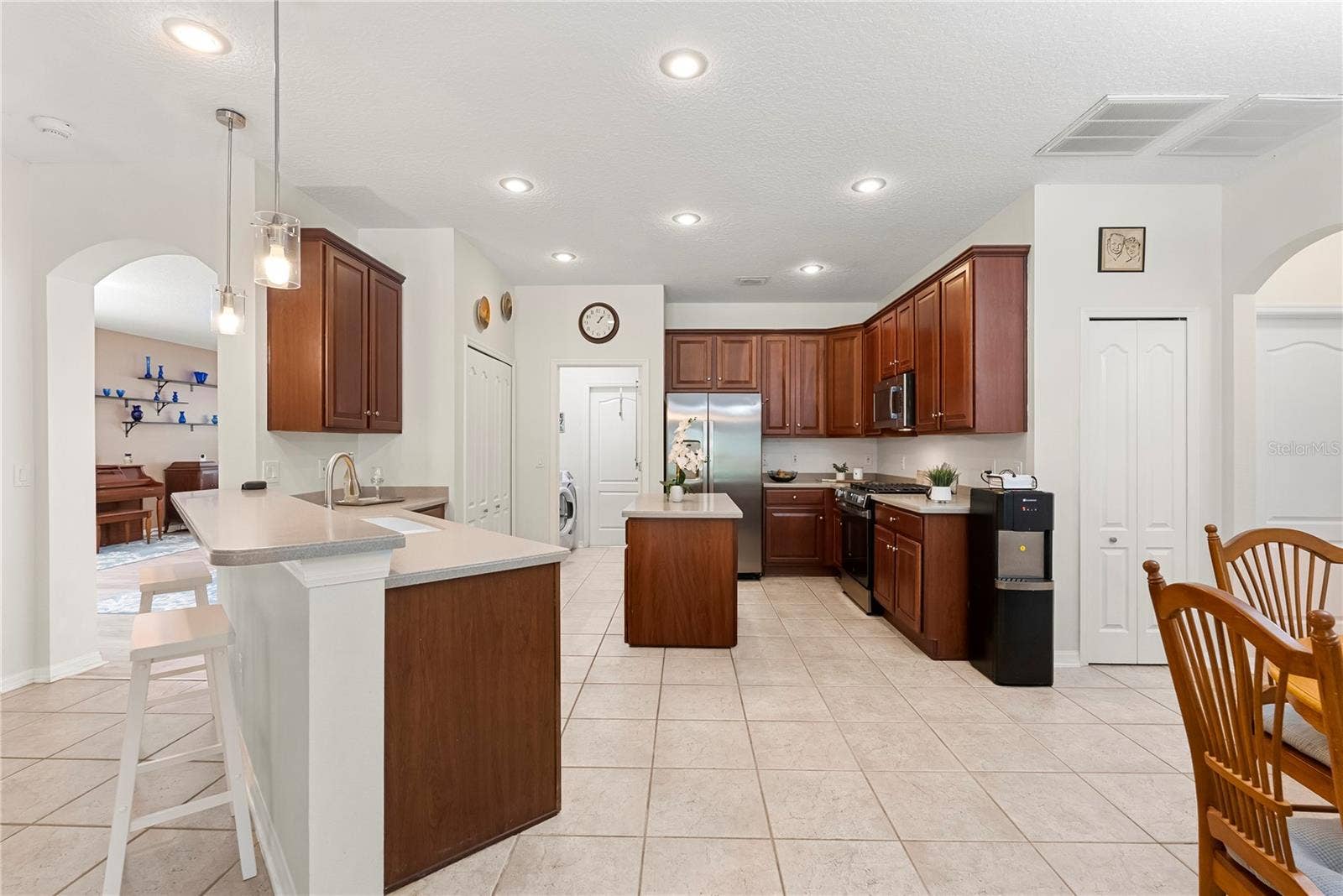 8121 BRINEGAR CIRCLE, Tampa, FL 33647 Kitchen
