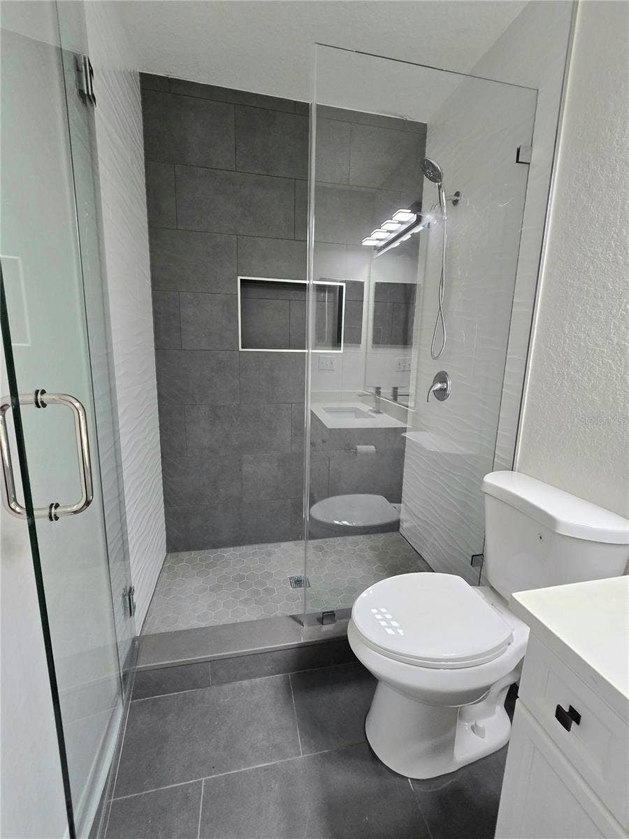 13241 OPAL COURT, Largo, FL 33773 13241 OPAL COURT, Largo, FL 33773