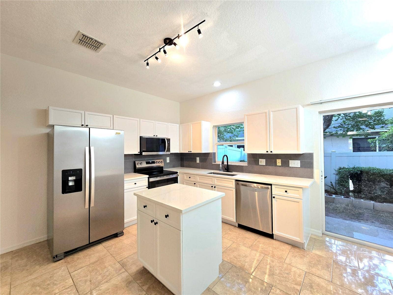 13241 OPAL COURT, Largo, FL 33773 13241 OPAL COURT, Largo, FL 33773