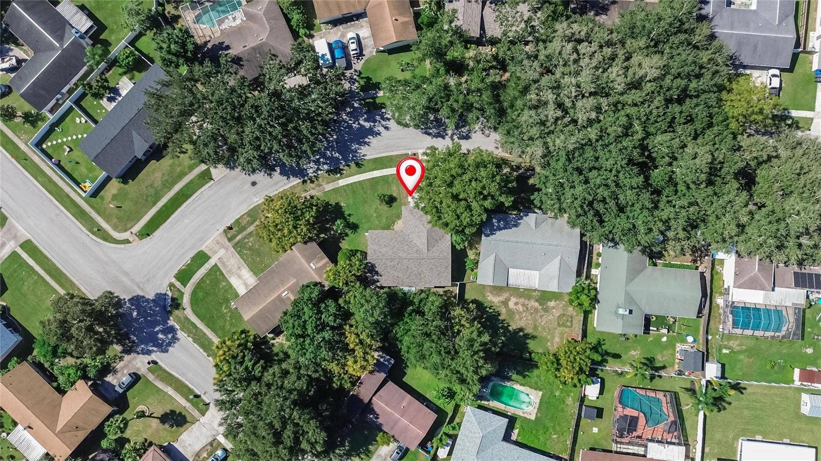 605 HILLPOINT WAY, Brandon, FL 33510 605 HILLPOINT WAY, Brandon, FL 33510