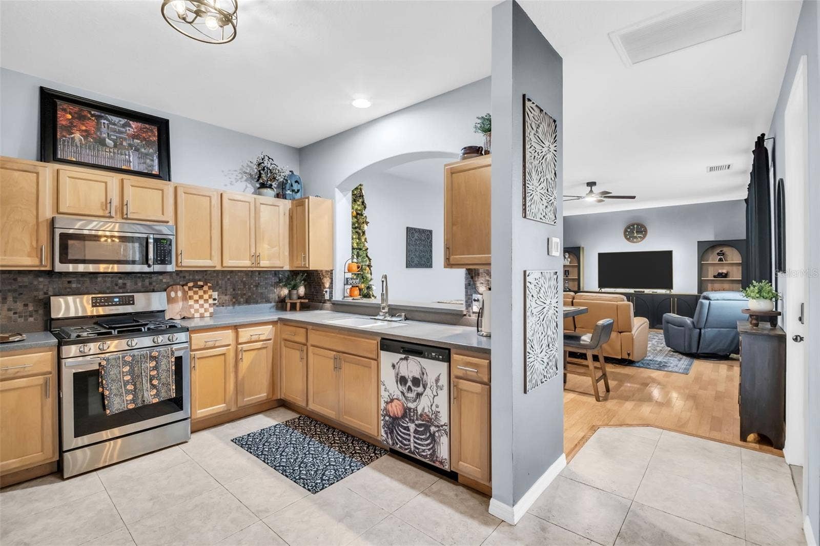 10125 PALLADIO DRIVE, New Port Richey, FL 34655 10125 PALLADIO DRIVE, New Port Richey, FL 34655