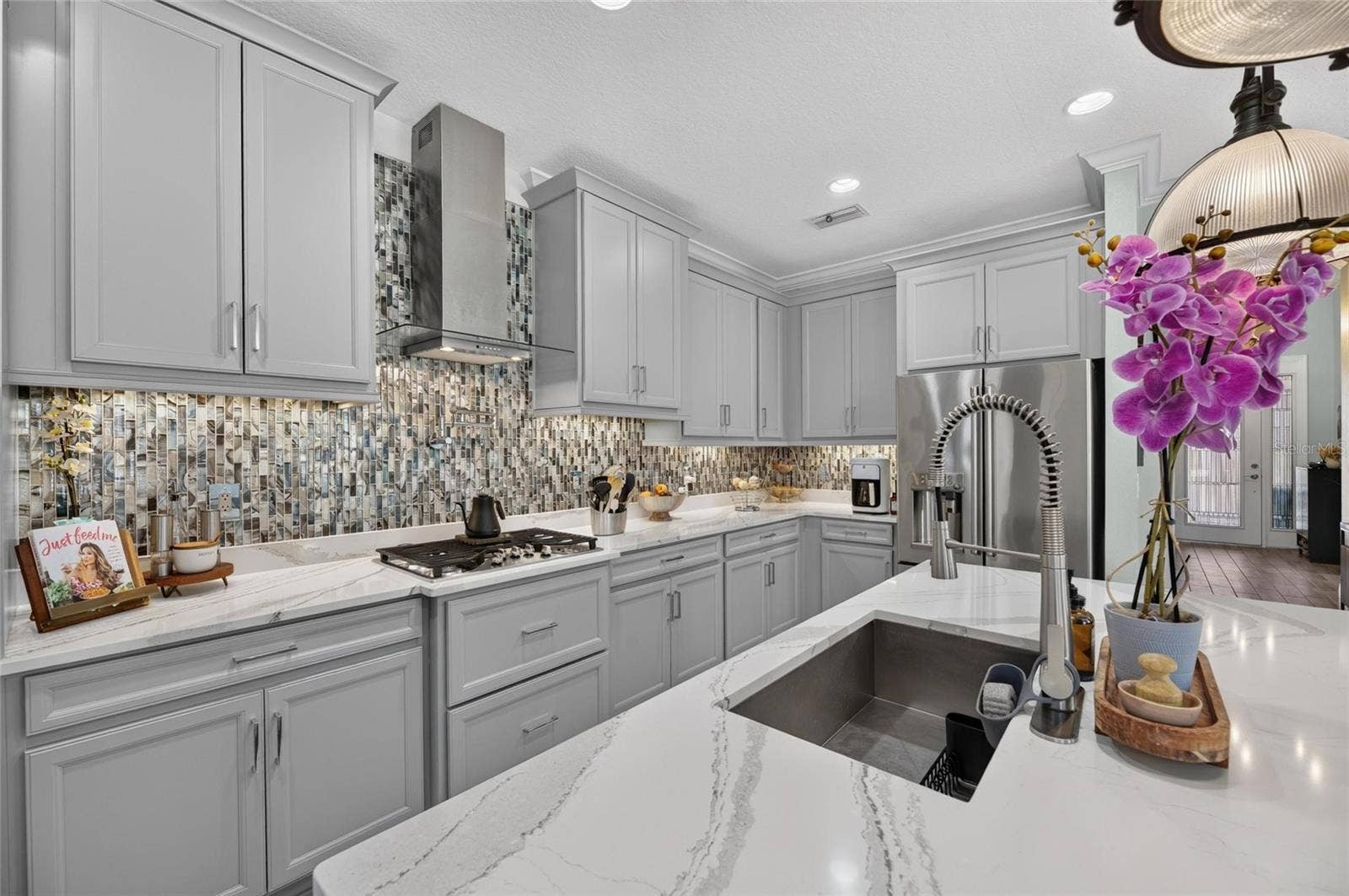 5527 SILVER SUN DRIVE, Apollo Beach, FL 33572