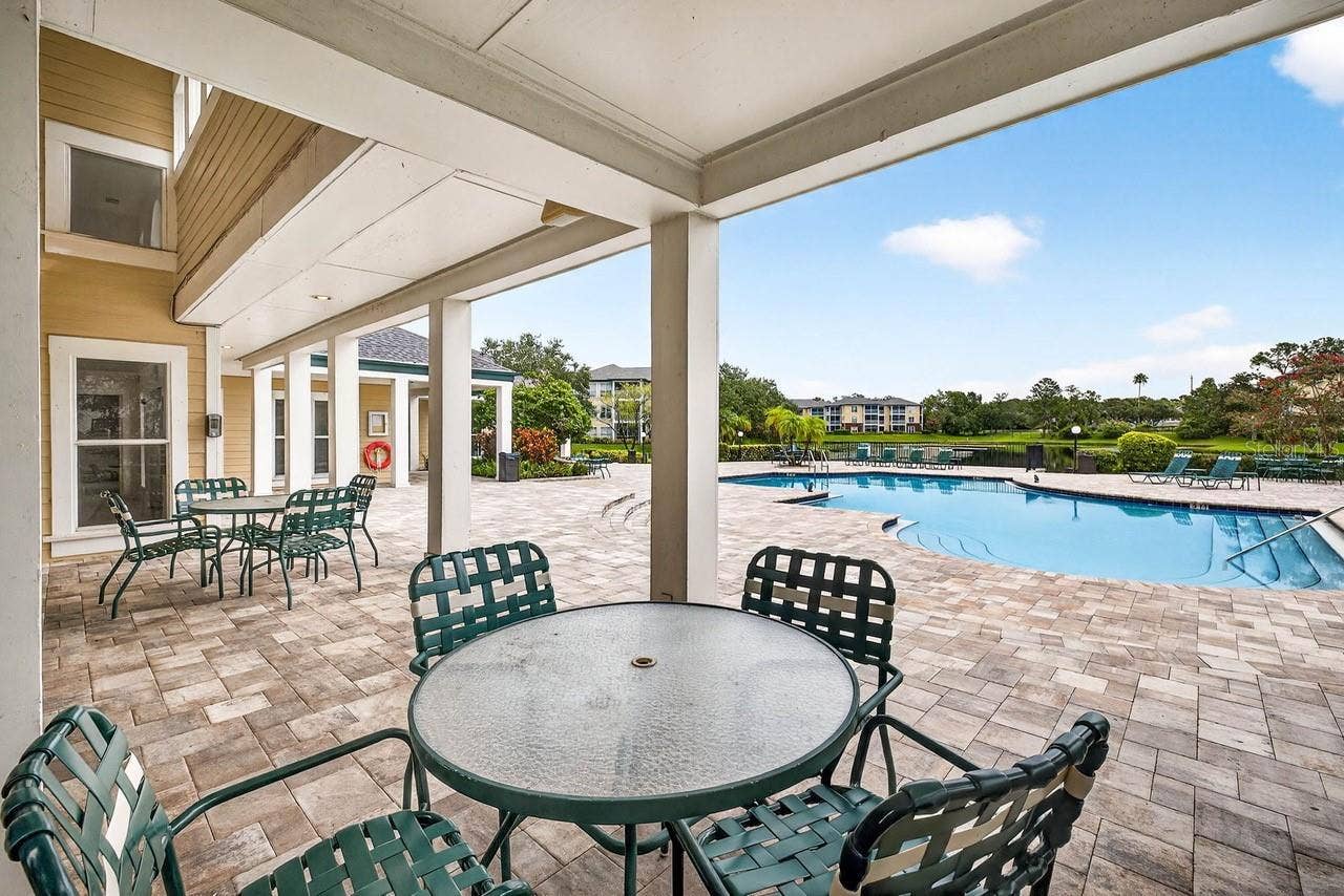 4211 CHATHAM OAK COURT, #111, Tampa, FL 33624