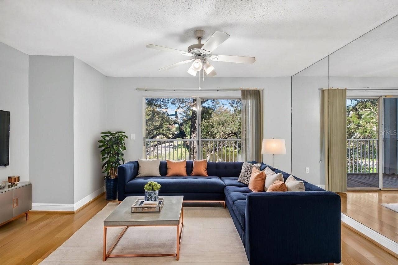 4211 CHATHAM OAK COURT, #111, Tampa, FL 33624