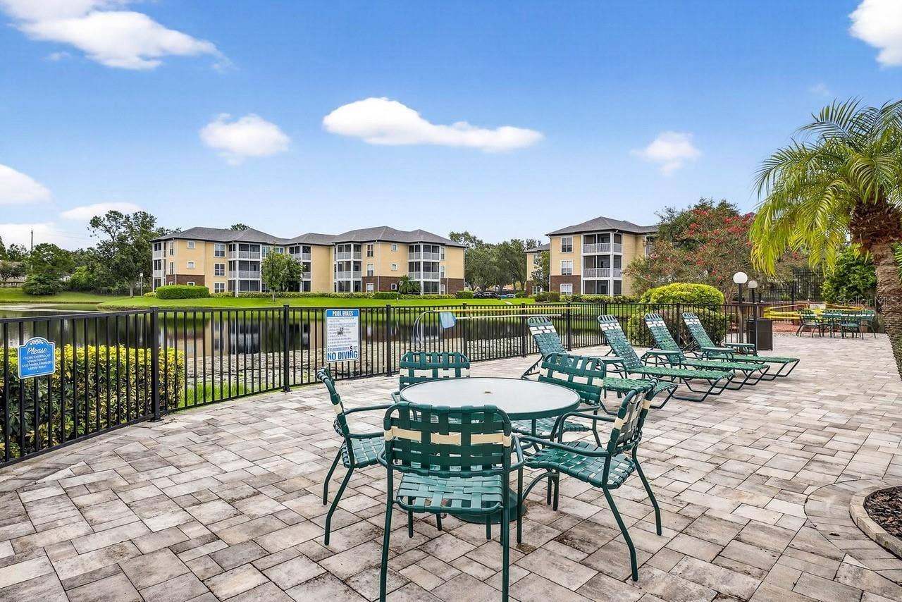 4211 CHATHAM OAK COURT, #111, Tampa, FL 33624