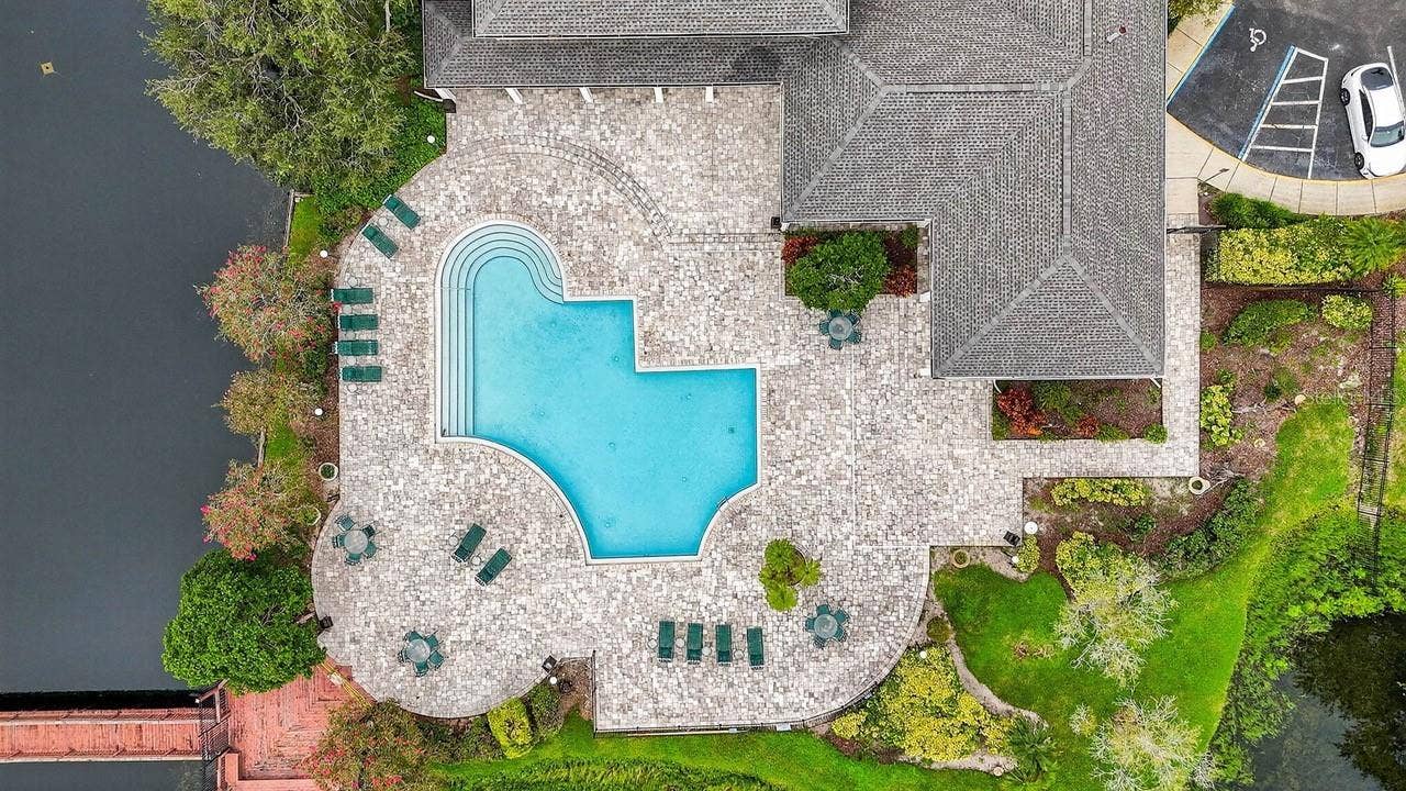 4211 CHATHAM OAK COURT, #111, Tampa, FL 33624
