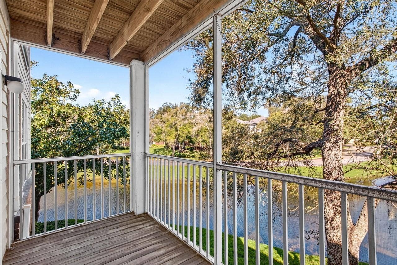 4211 CHATHAM OAK COURT, #111, Tampa, FL 33624