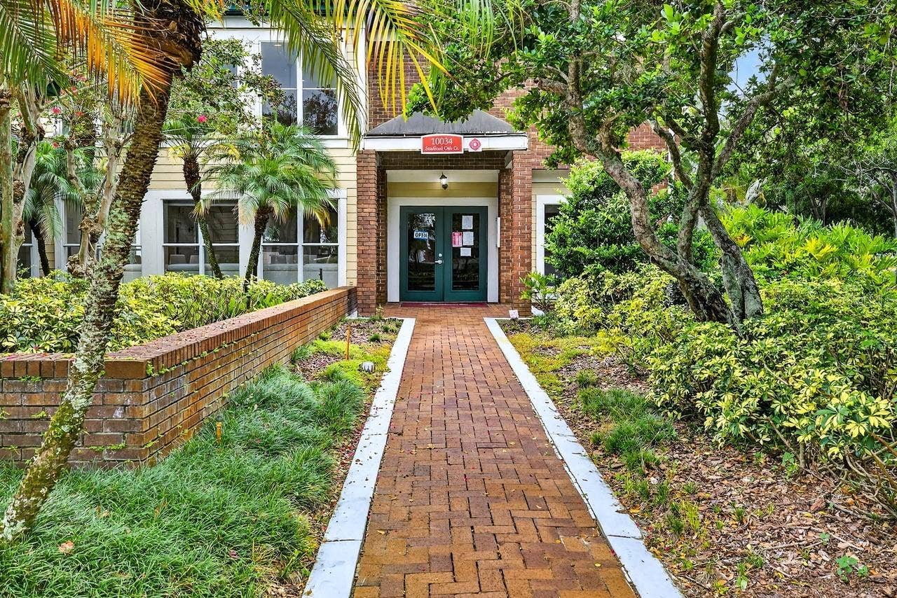 4211 CHATHAM OAK COURT, #111, Tampa, FL 33624