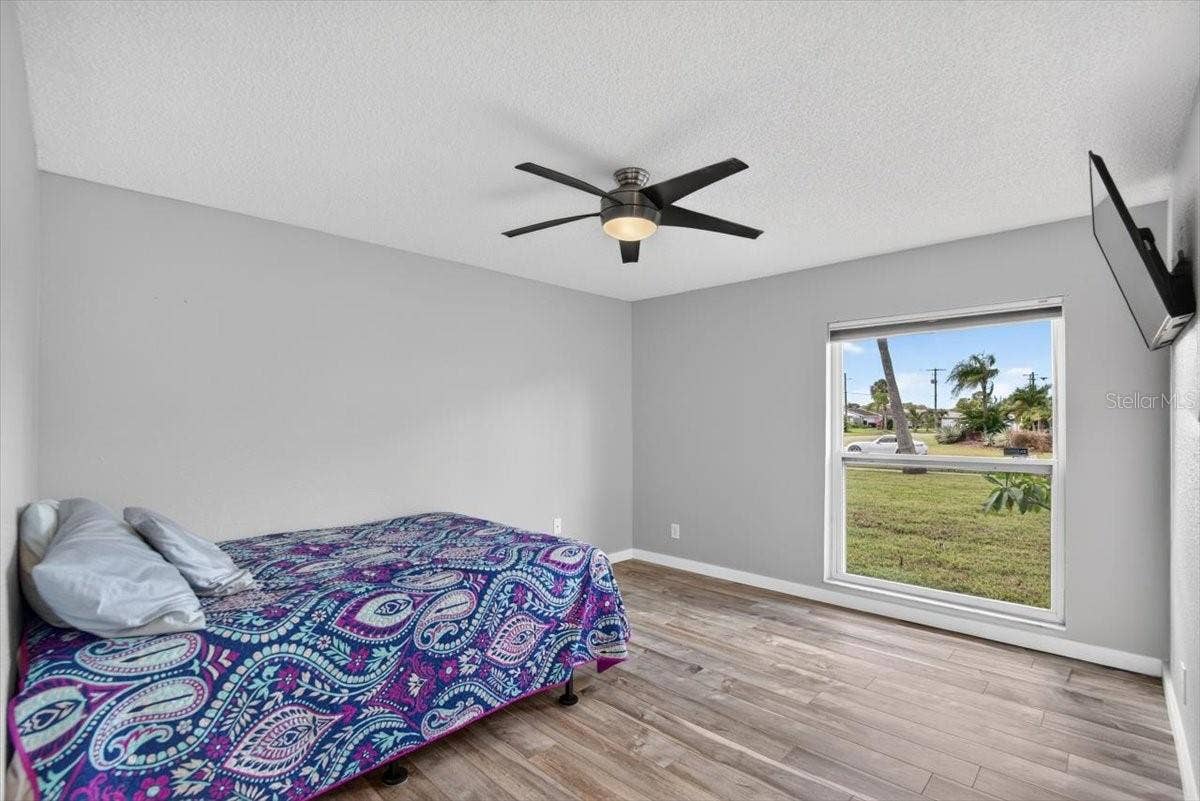 6205 FAIRWAY BOULEVARD, Apollo Beach, FL 33572 6205 FAIRWAY BOULEVARD, Apollo Beach, FL 33572