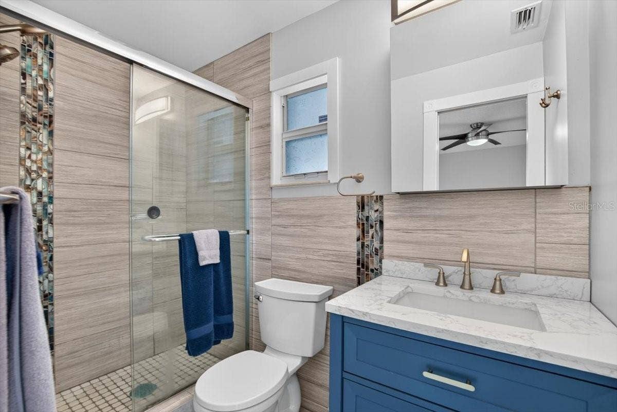 6205 FAIRWAY BOULEVARD, Apollo Beach, FL 33572 6205 FAIRWAY BOULEVARD, Apollo Beach, FL 33572