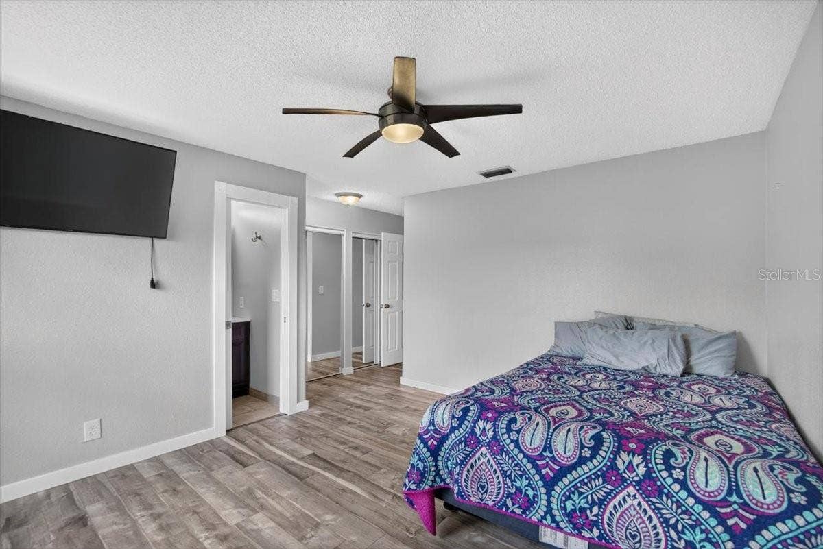 6205 FAIRWAY BOULEVARD, Apollo Beach, FL 33572 6205 FAIRWAY BOULEVARD, Apollo Beach, FL 33572