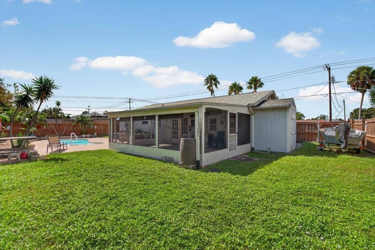 6205 FAIRWAY BOULEVARD, Apollo Beach, FL 33572 6205 FAIRWAY BOULEVARD, Apollo Beach, FL 33572