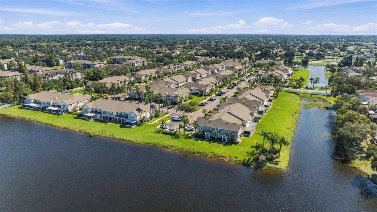 349 KENSINGTON LAKE CIRCLE, Brandon, FL 33511