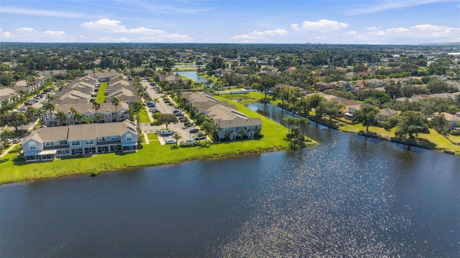 349 KENSINGTON LAKE CIRCLE, Brandon, FL 33511
