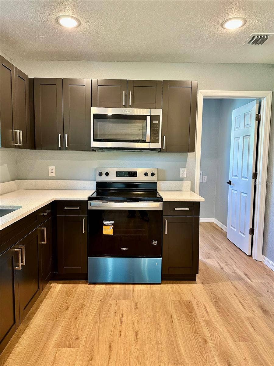 503 WILLIAM AVENUE, Winter Haven, FL 33880 503 WILLIAM AVENUE, Winter Haven, FL 33880