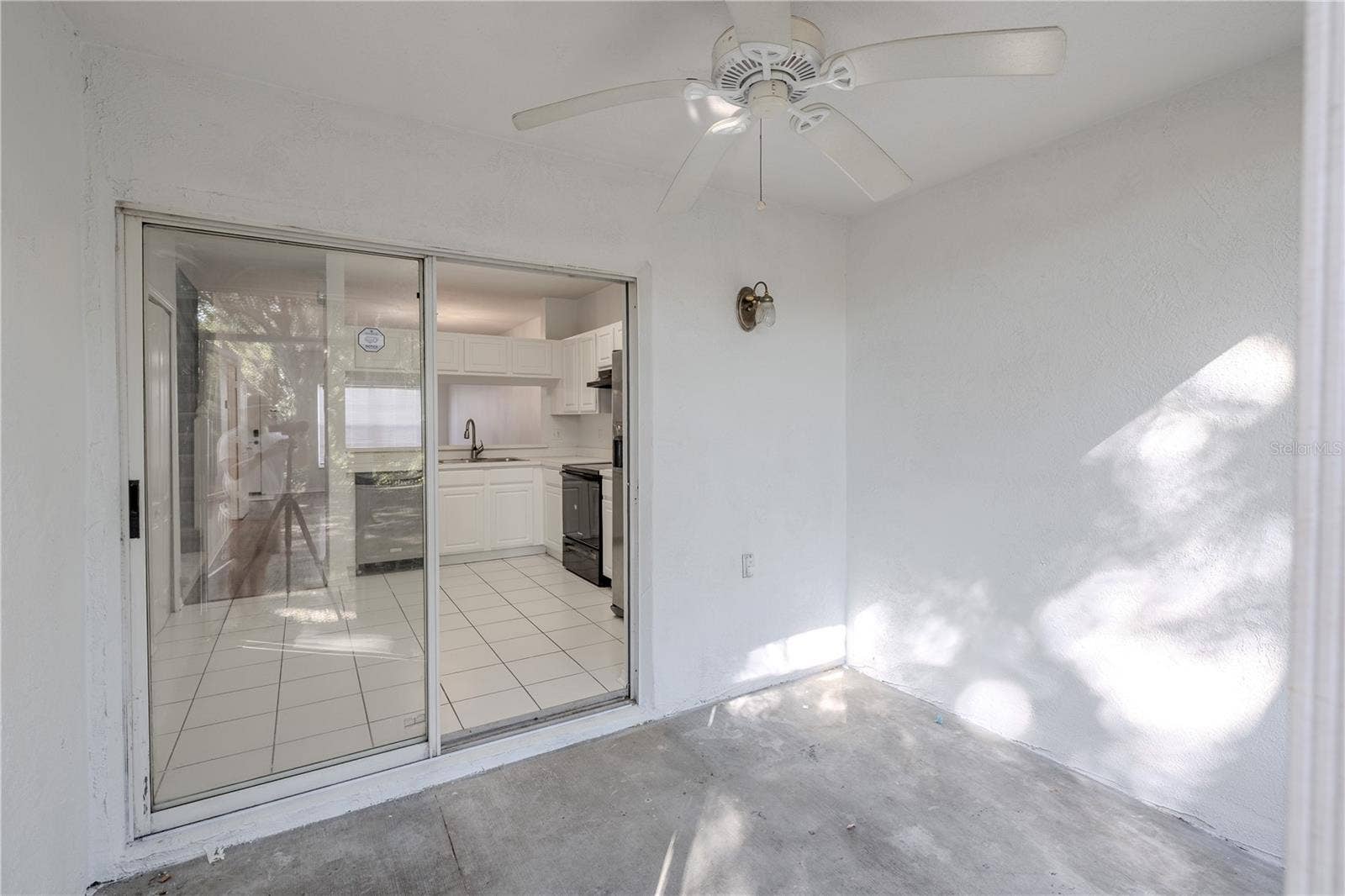 2432 LAKE WOODBERRY CIRCLE, Brandon, FL 33510 2432 LAKE WOODBERRY CIRCLE, Brandon, FL 33510