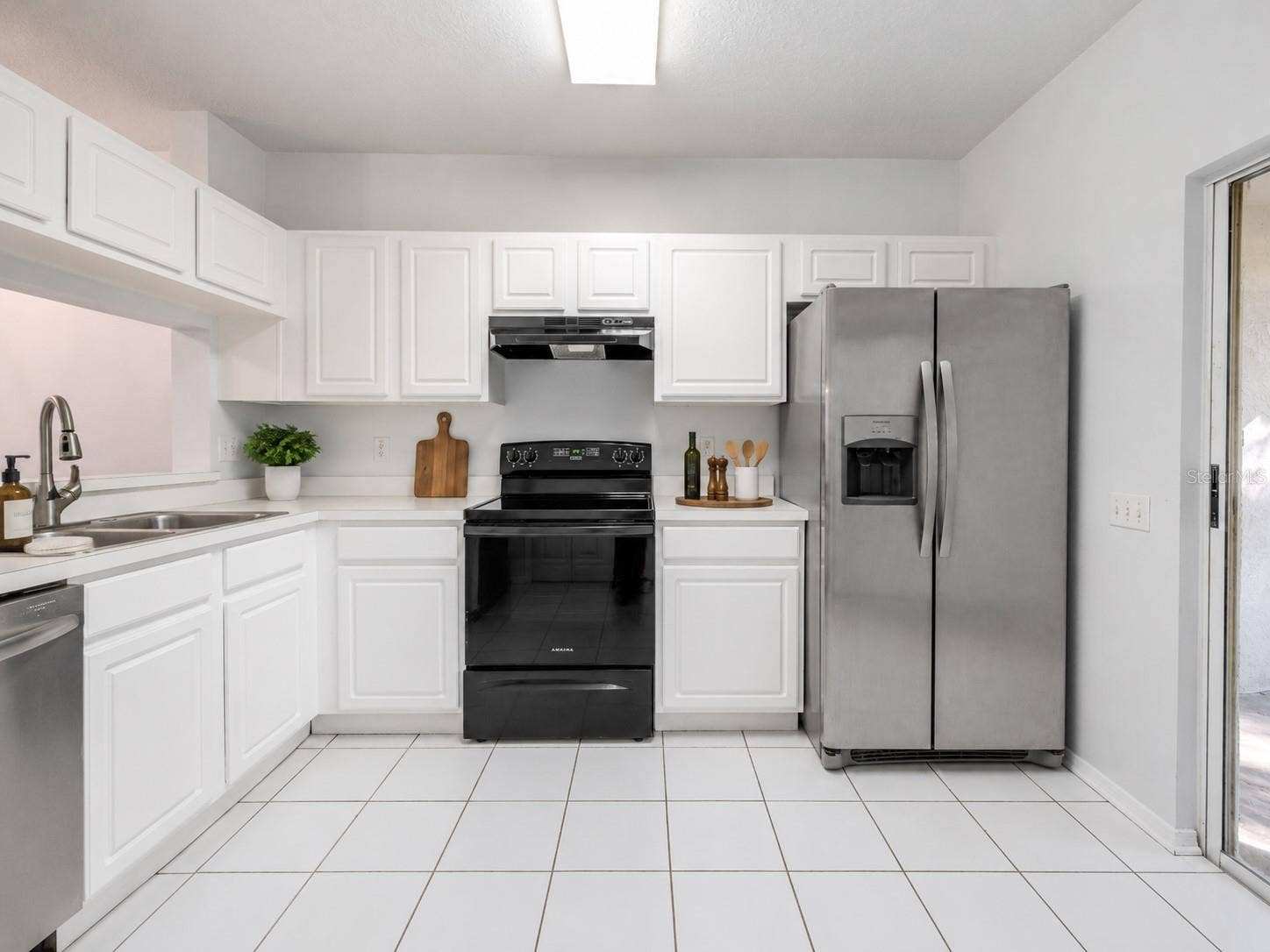 2432 LAKE WOODBERRY CIRCLE, Brandon, FL 33510 2432 LAKE WOODBERRY CIRCLE, Brandon, FL 33510