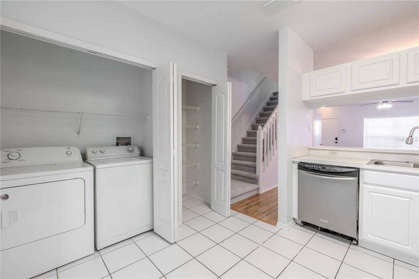 2432 LAKE WOODBERRY CIRCLE, Brandon, FL 33510 2432 LAKE WOODBERRY CIRCLE, Brandon, FL 33510