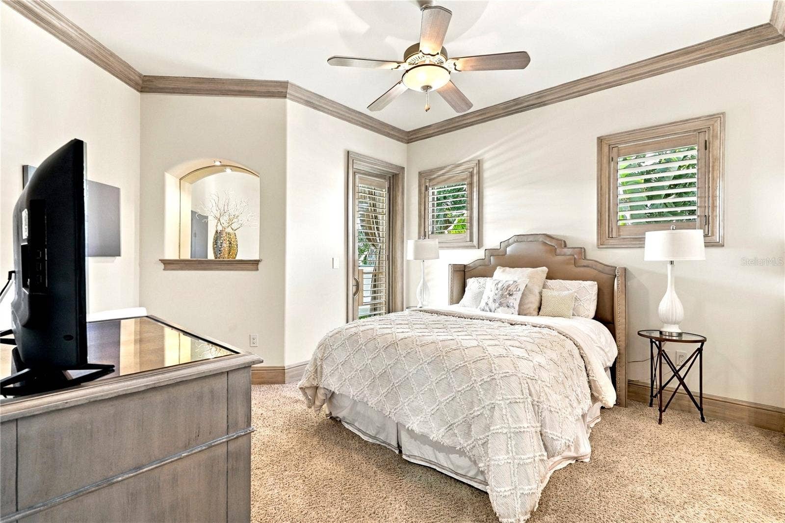 200 BRIGHTWATERS BOULEVARD NE, St Petersburg, FL 33704 Bedroom 3 with ensuite