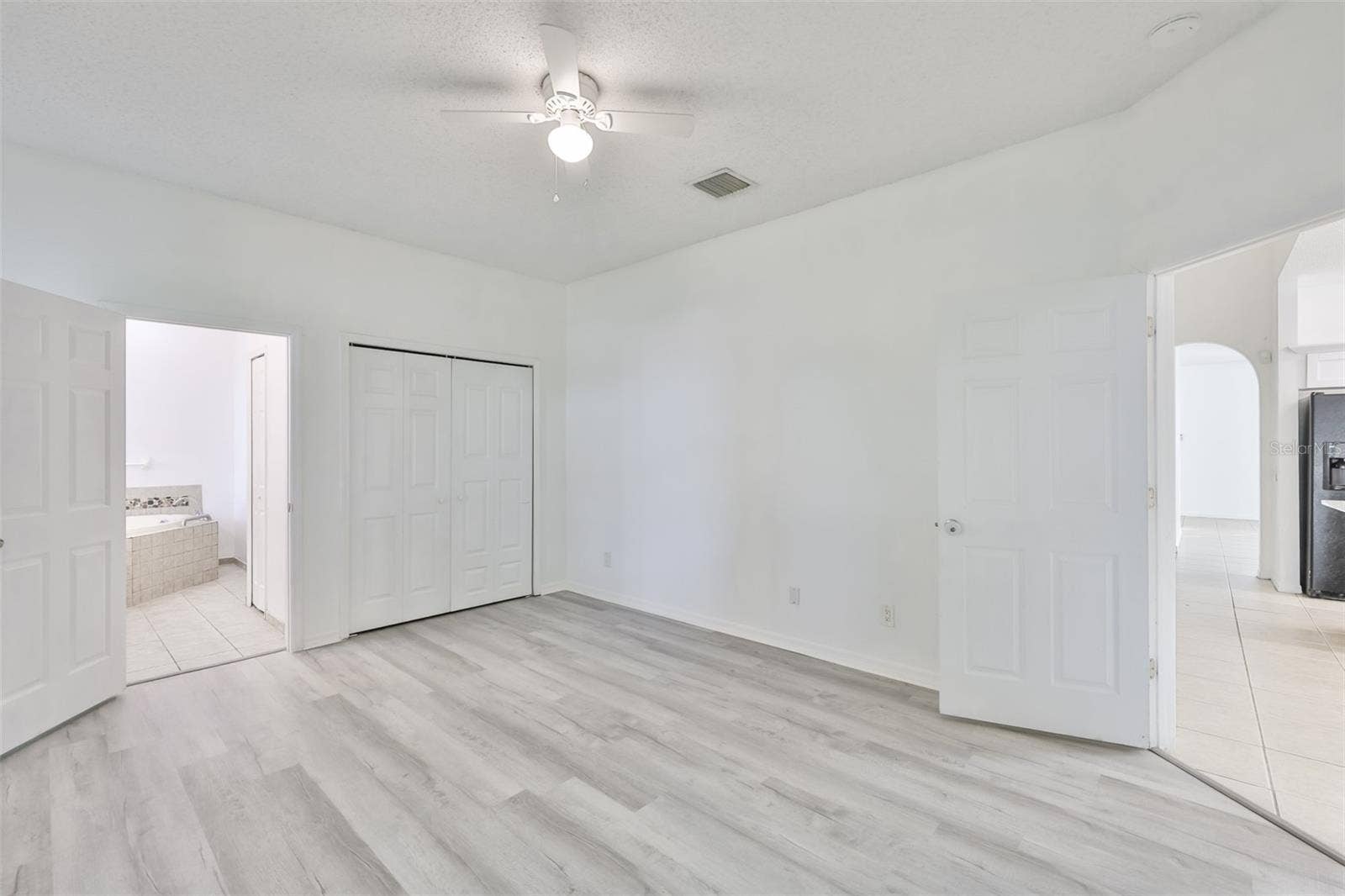 504 GREG STREET, Valrico, FL 33594 504 GREG STREET, Valrico, FL 33594