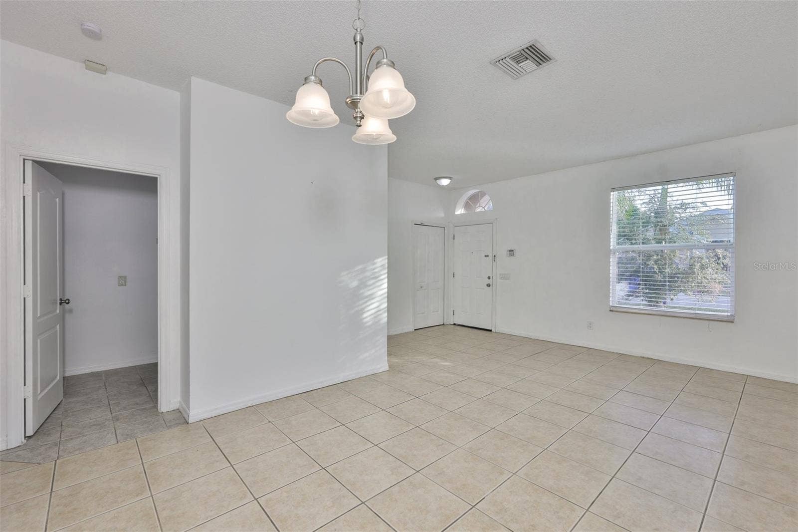 504 GREG STREET, Valrico, FL 33594 504 GREG STREET, Valrico, FL 33594