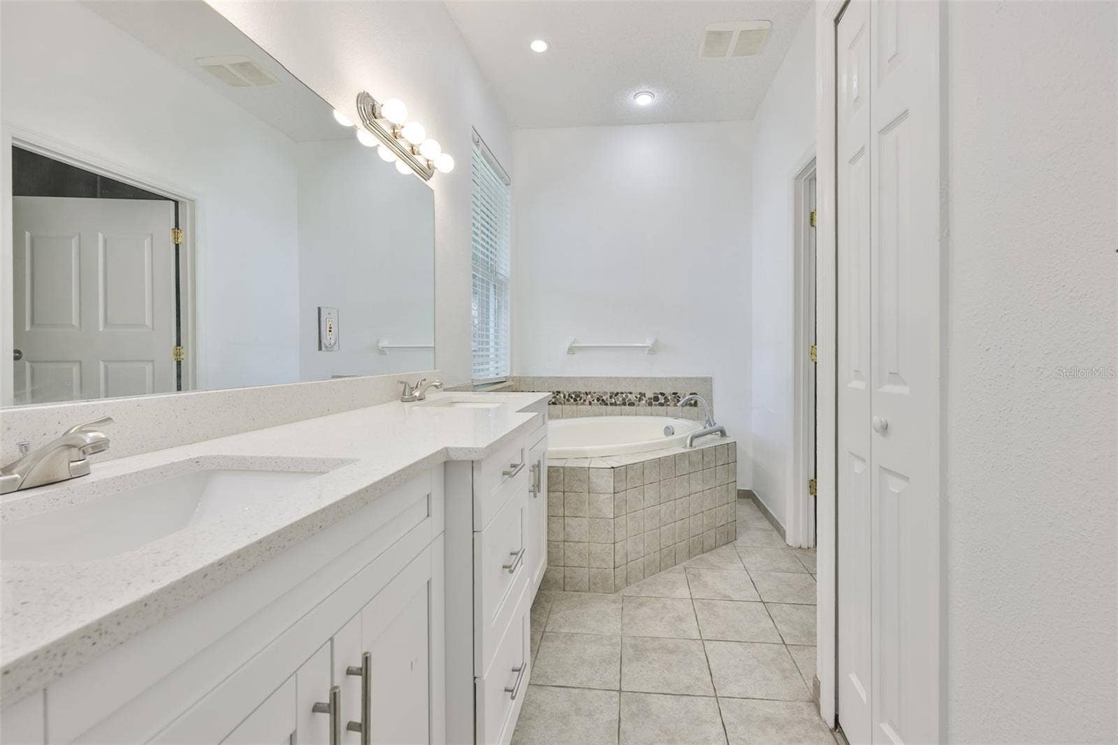 504 GREG STREET, Valrico, FL 33594 504 GREG STREET, Valrico, FL 33594