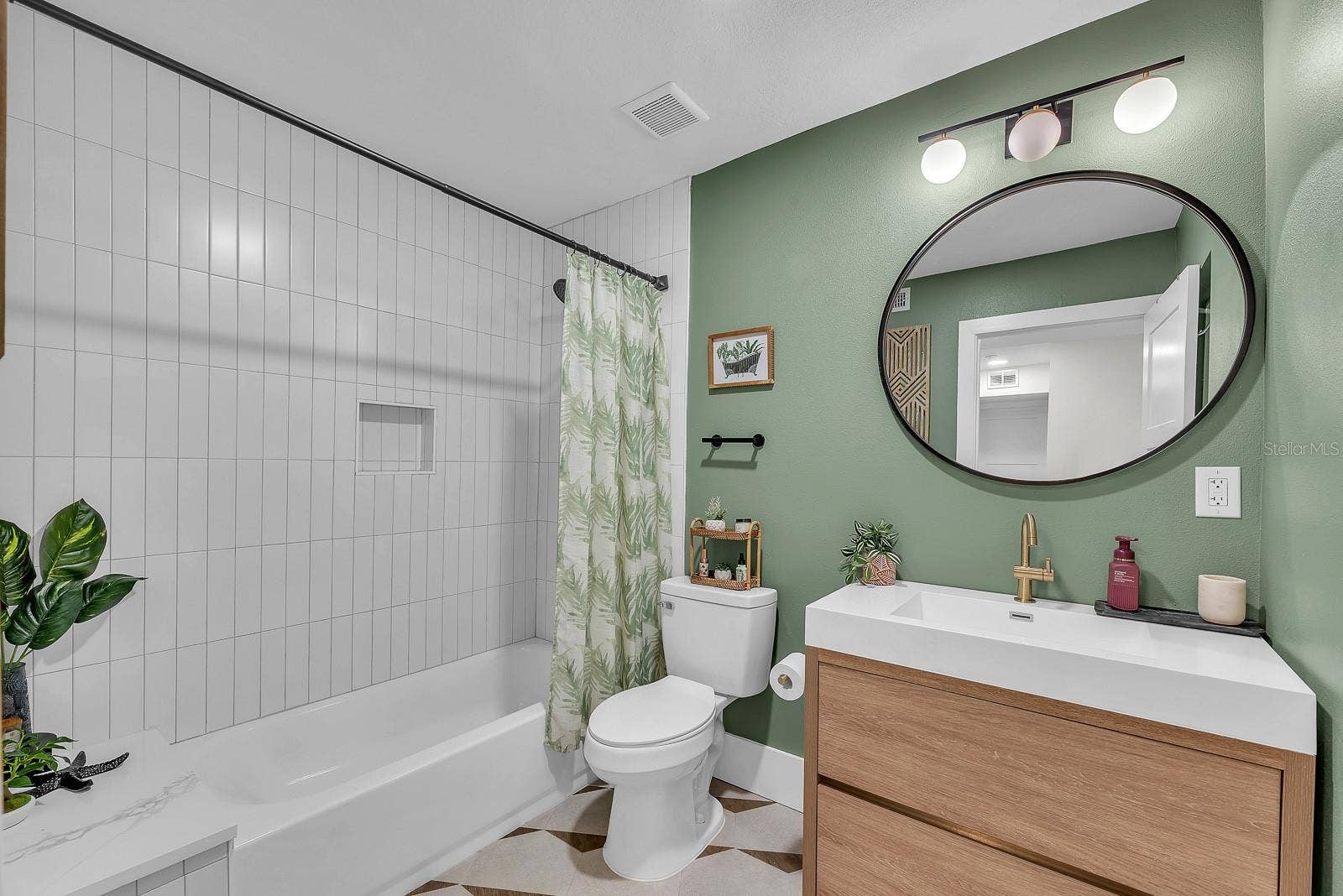 3003 W MEADOW STREET, Tampa, FL 33611 3003 W MEADOW STREET, Tampa, FL 33611