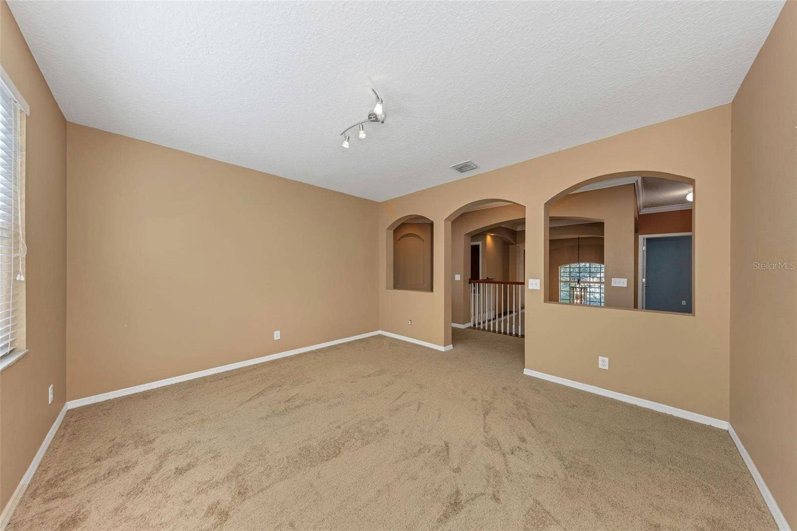1406 MCCREA DRIVE, Lutz, FL 33549 1406 MCCREA DRIVE, Lutz, FL 33549