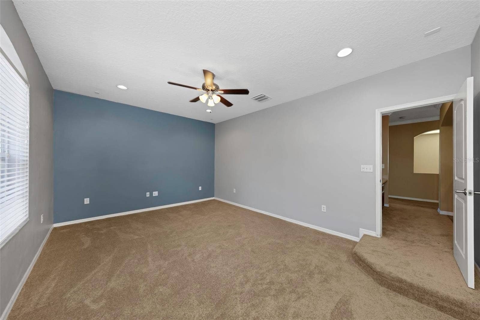 1406 MCCREA DRIVE, Lutz, FL 33549 1406 MCCREA DRIVE, Lutz, FL 33549