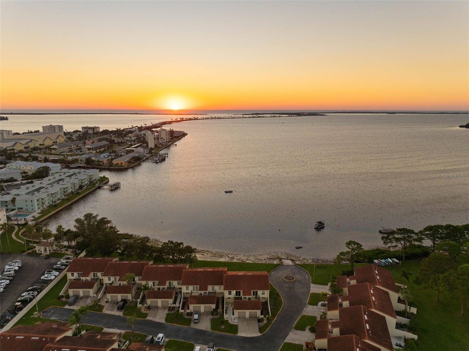 2700 BAYSHORE BOULEVARD, #511, Dunedin, FL 34698