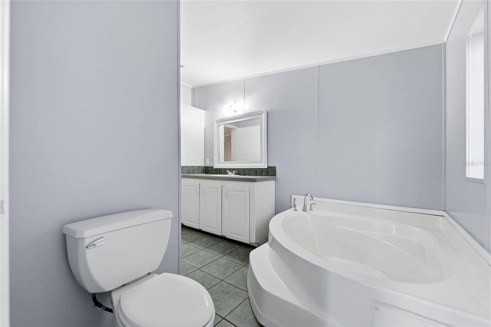 12319 MEMORIAL HIGHWAY, Tampa, FL 33635 12319 MEMORIAL HIGHWAY, Tampa, FL 33635