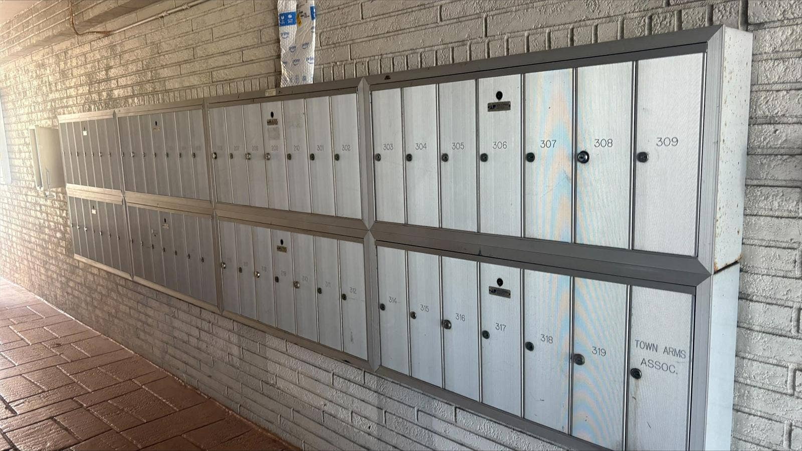 911 WASHINGTON AVENUE, #311, Largo, FL 33770 Mailbox