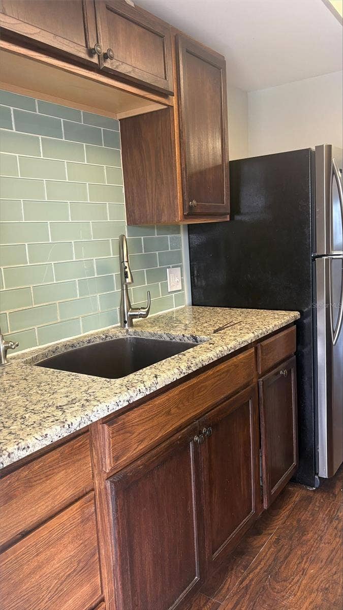 911 WASHINGTON AVENUE, #311, Largo, FL 33770 Kitchen