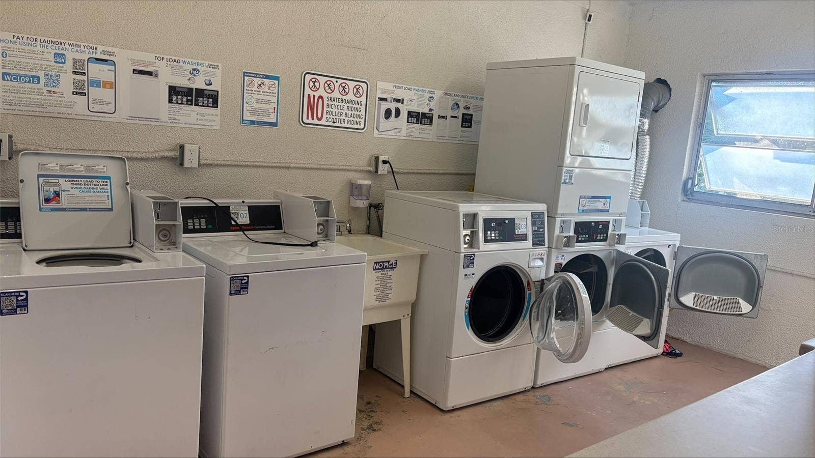 911 WASHINGTON AVENUE, #311, Largo, FL 33770 Laundry