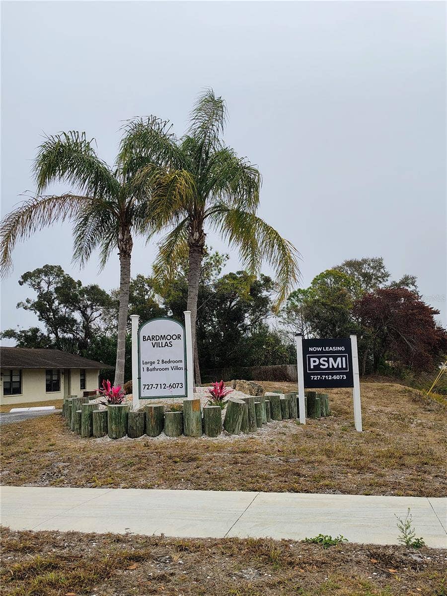 9530 LYNN LANE, #D, Seminole, FL 33777