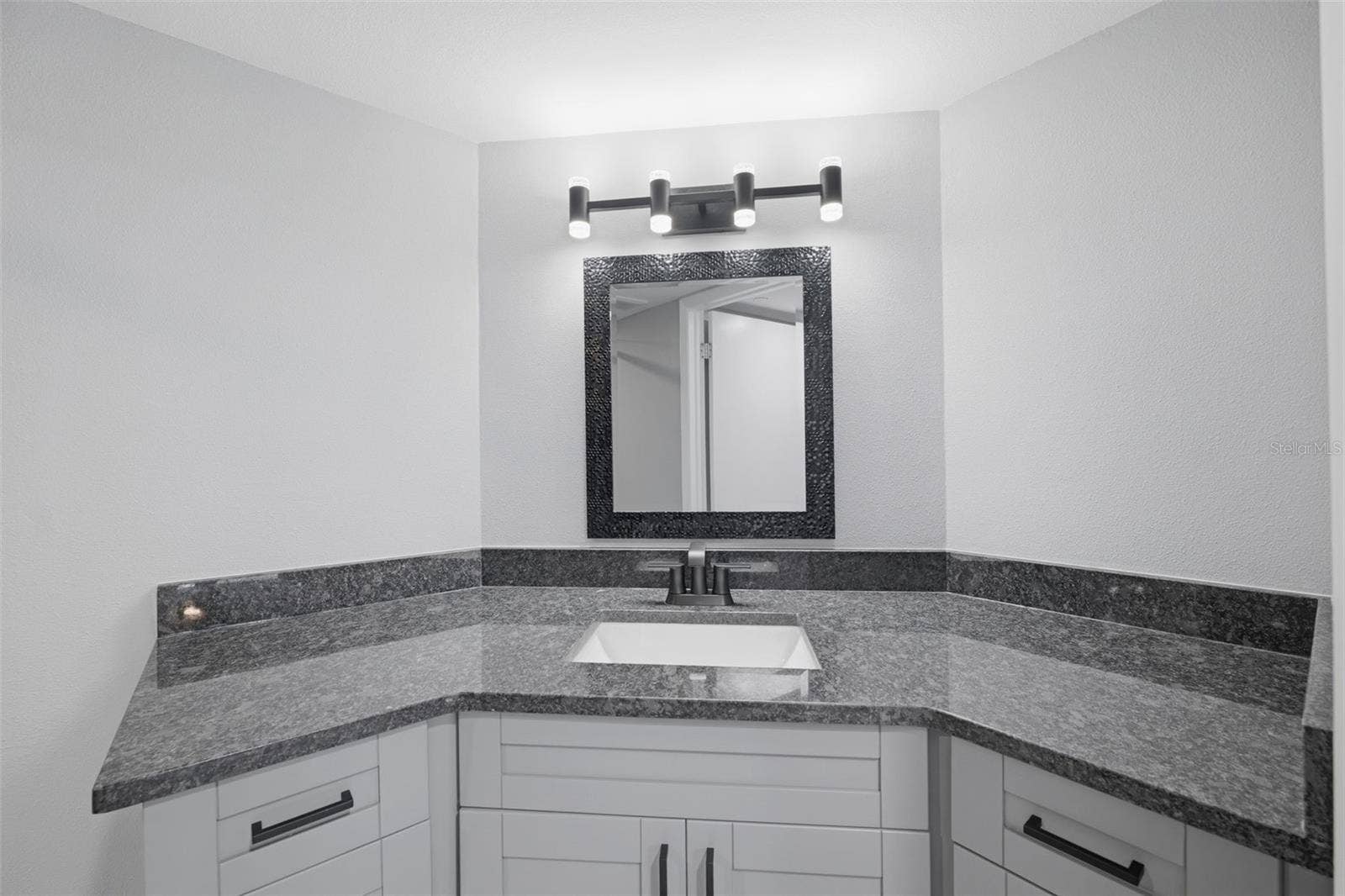 2333 FEATHER SOUND DRIVE, #A401, Clearwater, FL 33762 2333 FEATHER SOUND DRIVE, #A401, Clearwater, FL 33762