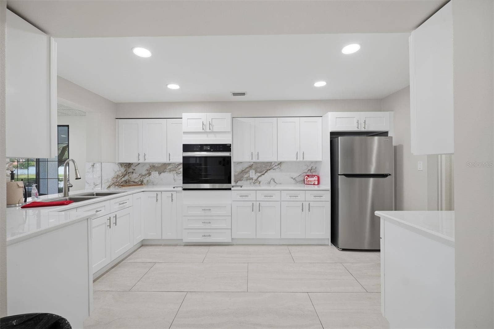 2333 FEATHER SOUND DRIVE, #A401, Clearwater, FL 33762 2333 FEATHER SOUND DRIVE, #A401, Clearwater, FL 33762