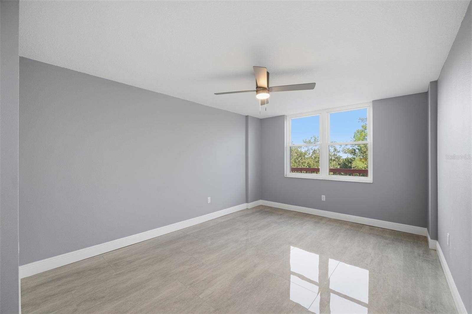 2333 FEATHER SOUND DRIVE, #A401, Clearwater, FL 33762 2333 FEATHER SOUND DRIVE, #A401, Clearwater, FL 33762