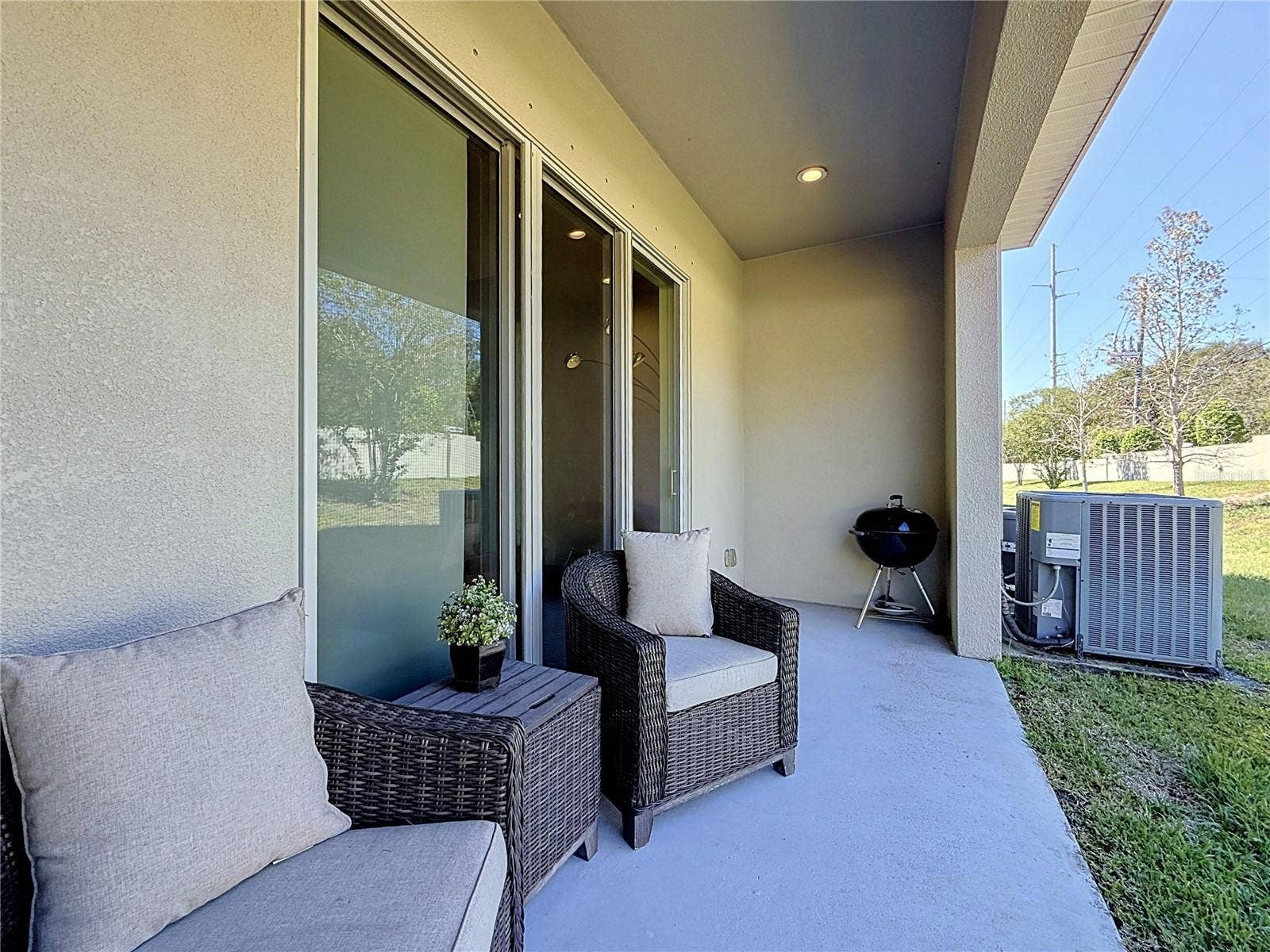 2270 MONTVIEW DRIVE, Clearwater, FL 33763 Sliding glass doors open to a PRIVATE BACK PATIO with NO REAR NEIGHBORS