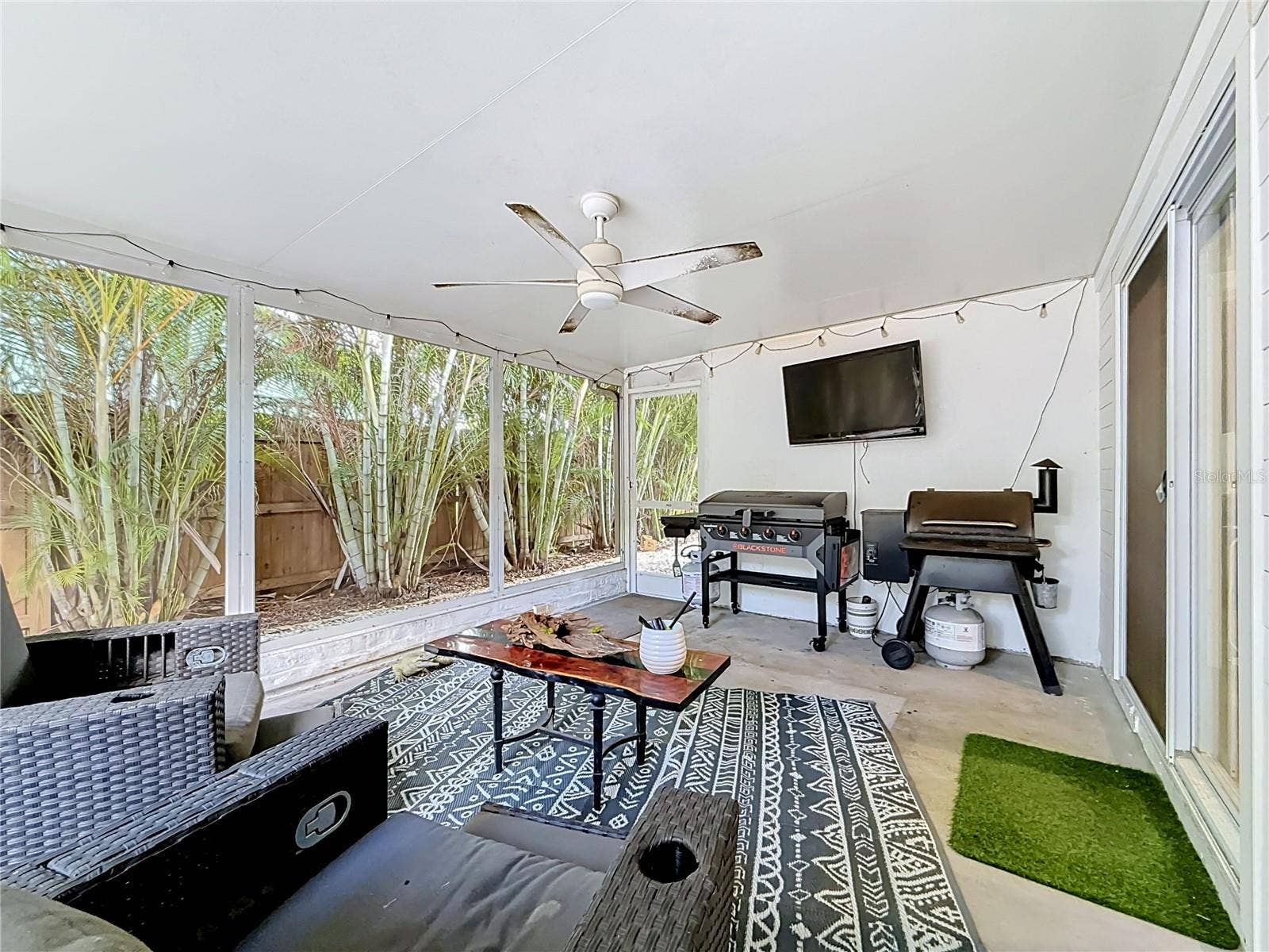 1509 BARBARA AVENUE, Clearwater, FL 33755 1509 BARBARA AVENUE, Clearwater, FL 33755