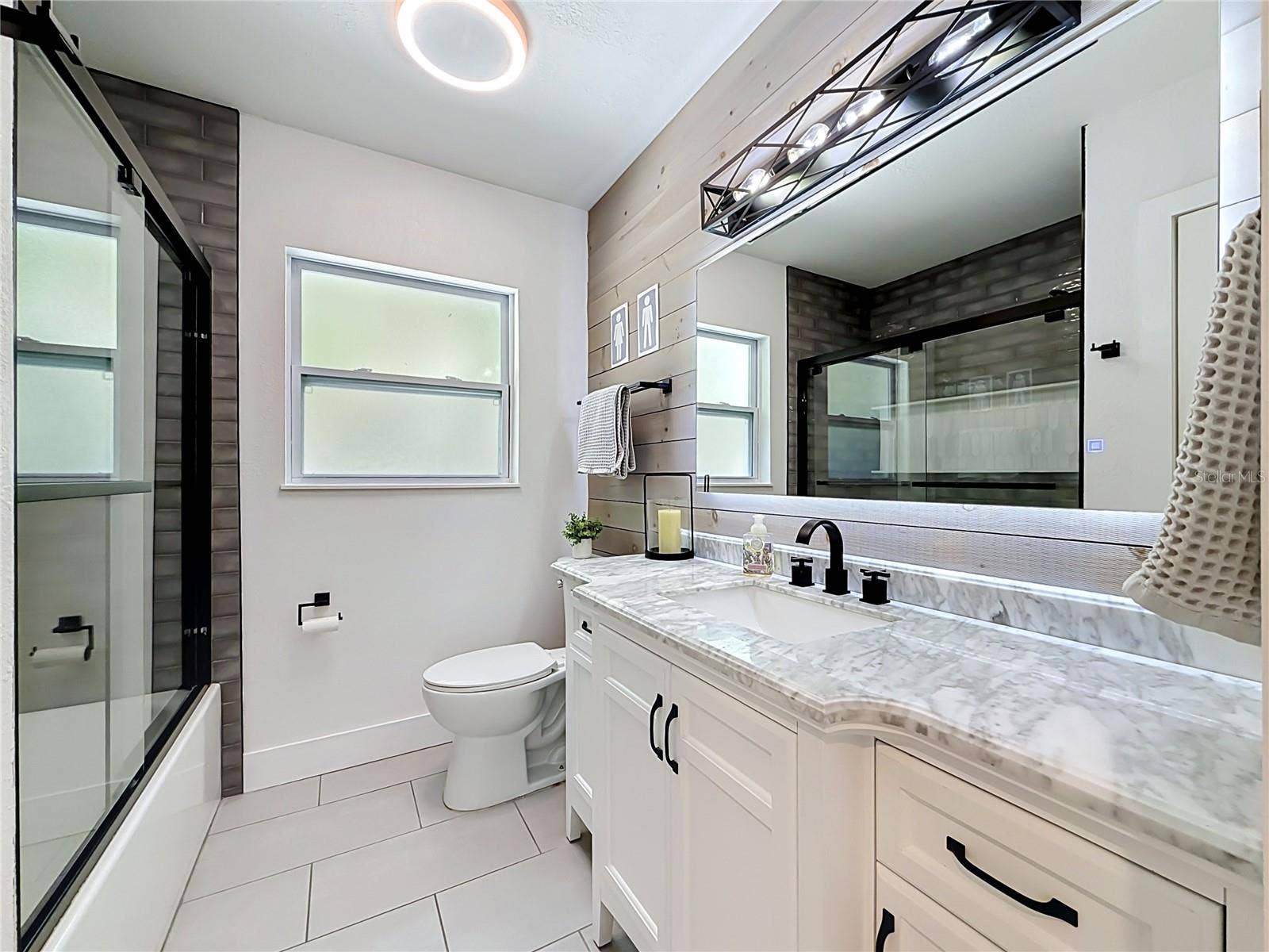 1509 BARBARA AVENUE, Clearwater, FL 33755 Second bathroom