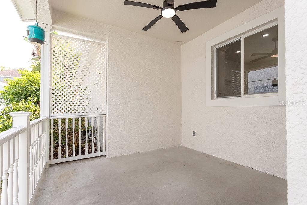 8907 ASHFORD GABLES, Tampa, FL 33626 8907 ASHFORD GABLES, Tampa, FL 33626